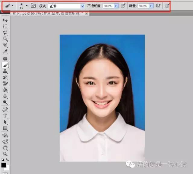 ps cs6怎么换照片底色(ps cs6照片更换底色)